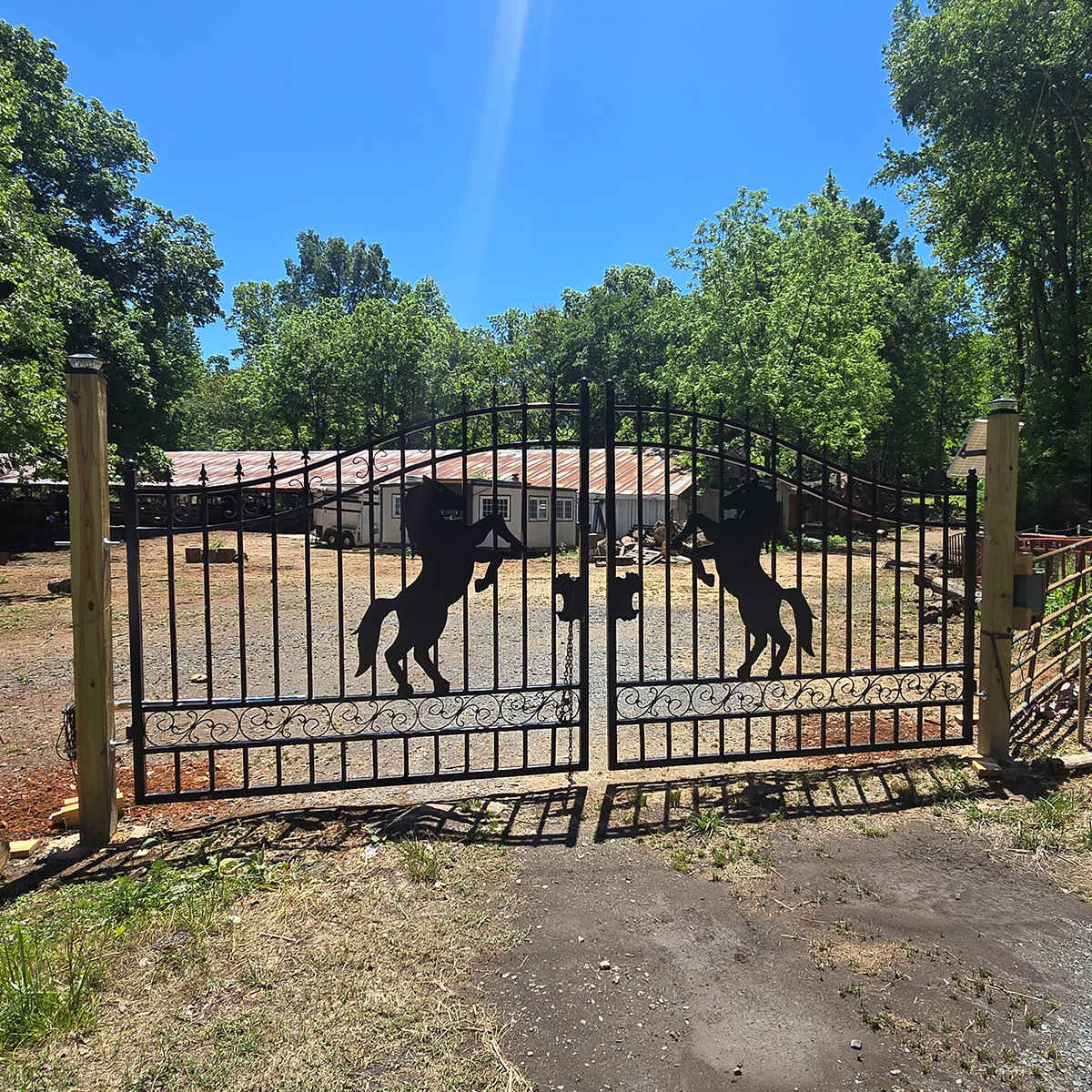 20x8 ft Steel Dual Swing Driveway Gate