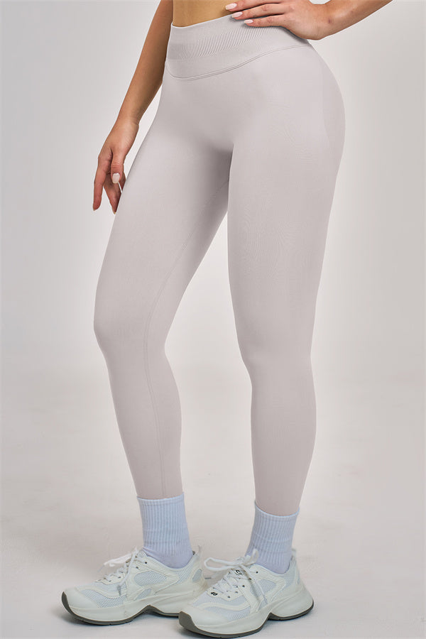 The Vision Sports Bra Leggings 2-Piece Set