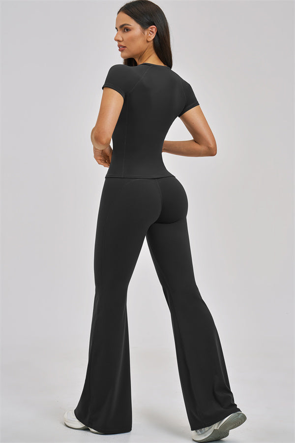 The Zenith T-shirt Flared Leggings 2-Piece Set