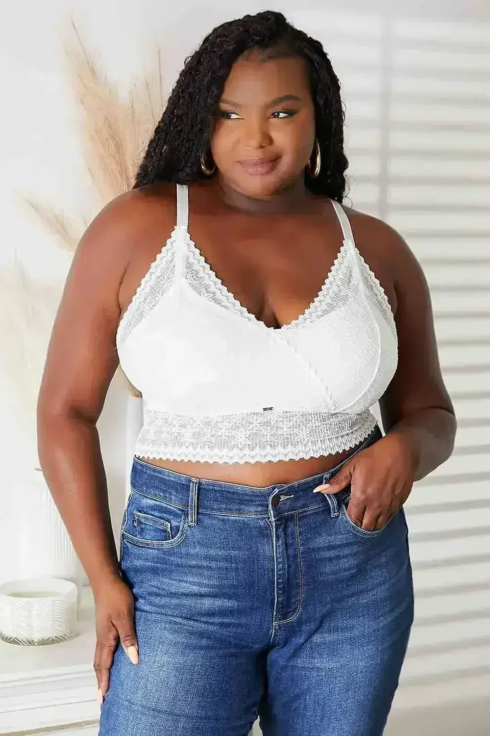 JadyK Skye Lace Bralette – Comfortable & Feminine No-Wire Bra | Femstylo