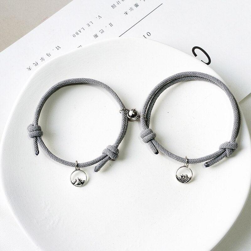 1 Pair Magnet Couple Bracelets Fashion Simple Solid Color Couple Bracelet Pendants Weaving Bracelet Adjustable Mutual Attraction Weave Rope Braided Charm Pendants Bracelet With Magnetic Bells Vows Of Eternal Love Bracelet For Women Men Gift