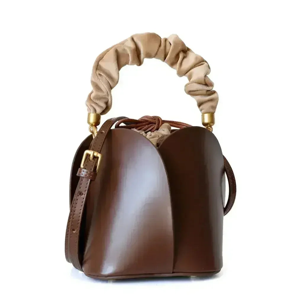 Flower Bucket Style Handbag For Daily Occasion