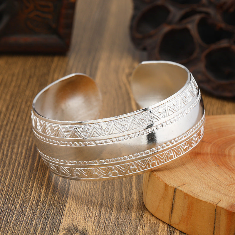 Big Elegant Luxury Amazing Classic Fashion Flower Metal Tibetan Indian Silver Vintage Retro Fashion Cuff Bracelet Bangle For Woman With Details of Animals