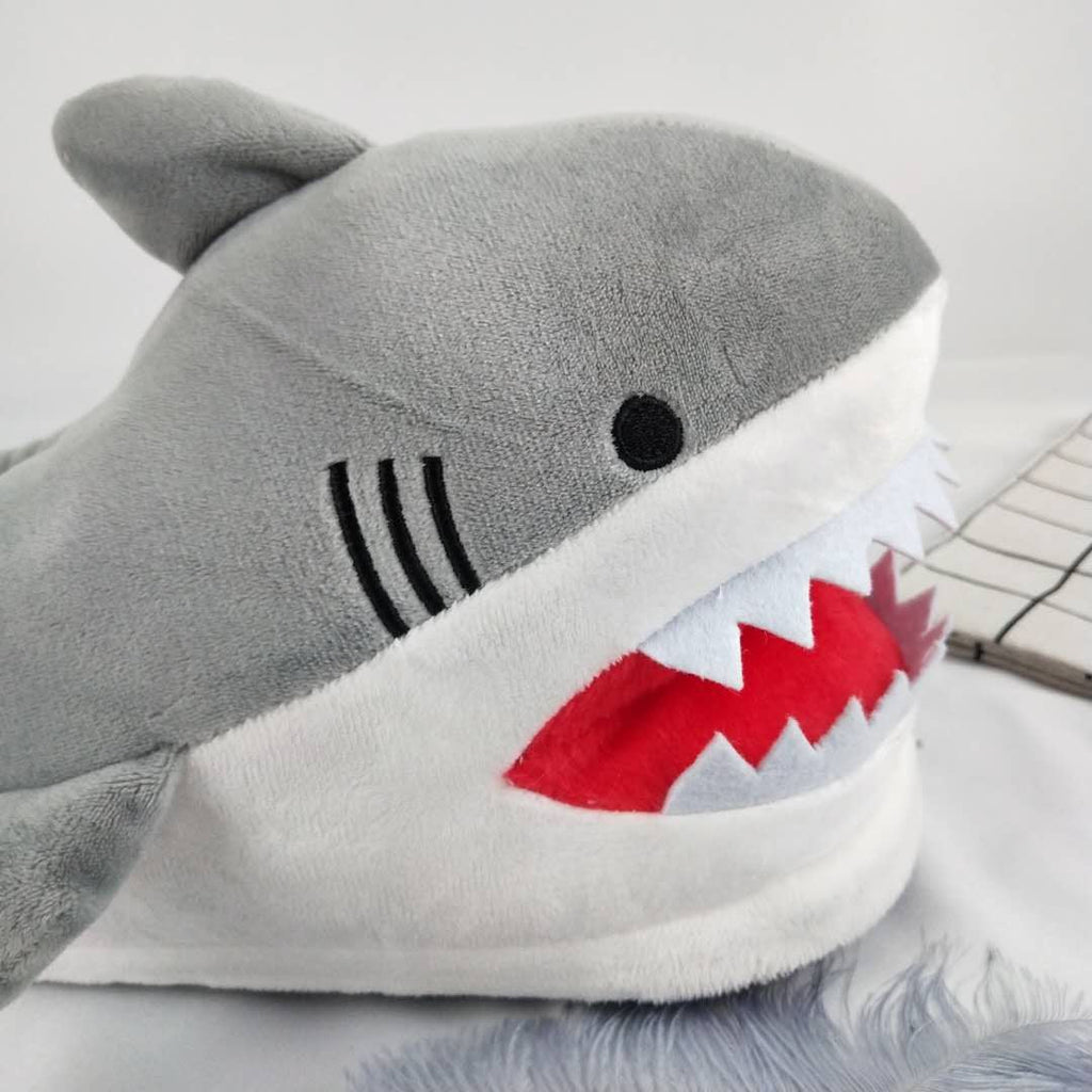 Warm Shark Womens Home Slippers Fashion Plush Winter Funny Elegant Women Slippers Cute Cartoon Shark Indoor Warm Home Cotton Slippers