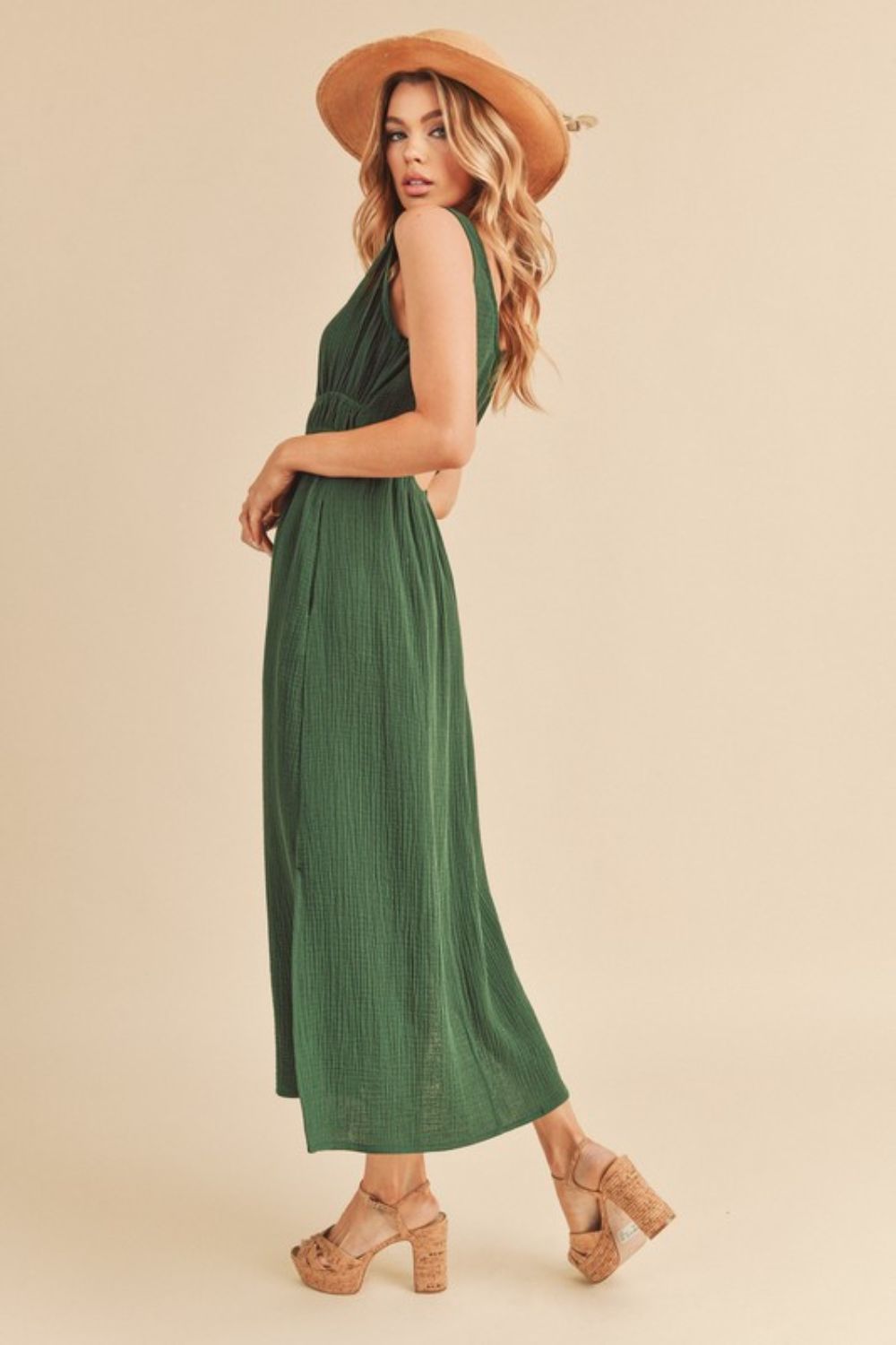 Side Slit Round Neck Sleeveless Midi Dress For Women Versatile, Chic & Comfortable for Any Occasion