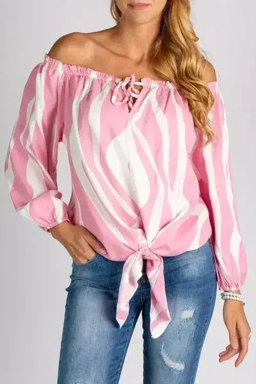 Loose blouse with open shoulders and strings for tying Inessa | Femstylo