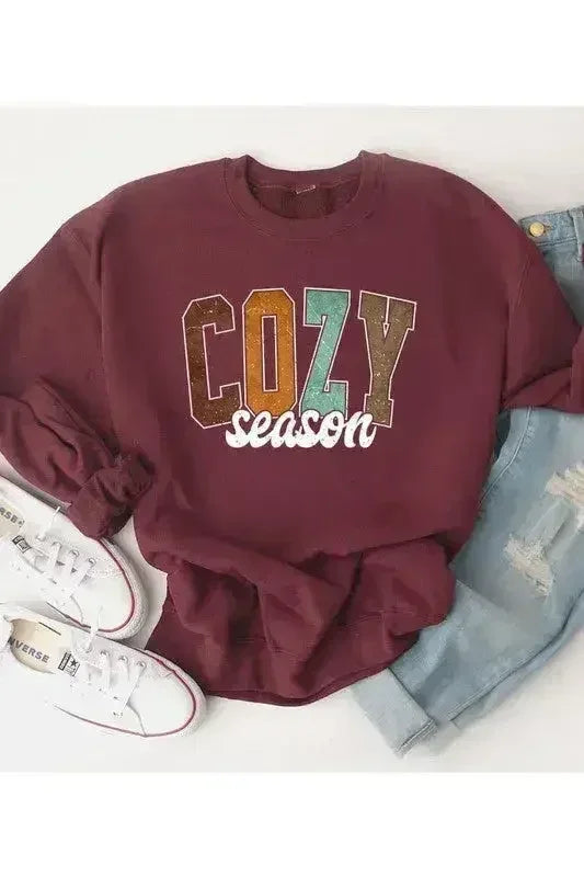 Unisex Fleece Sweatshirt - Cozy Graphic Tee | Femstylo