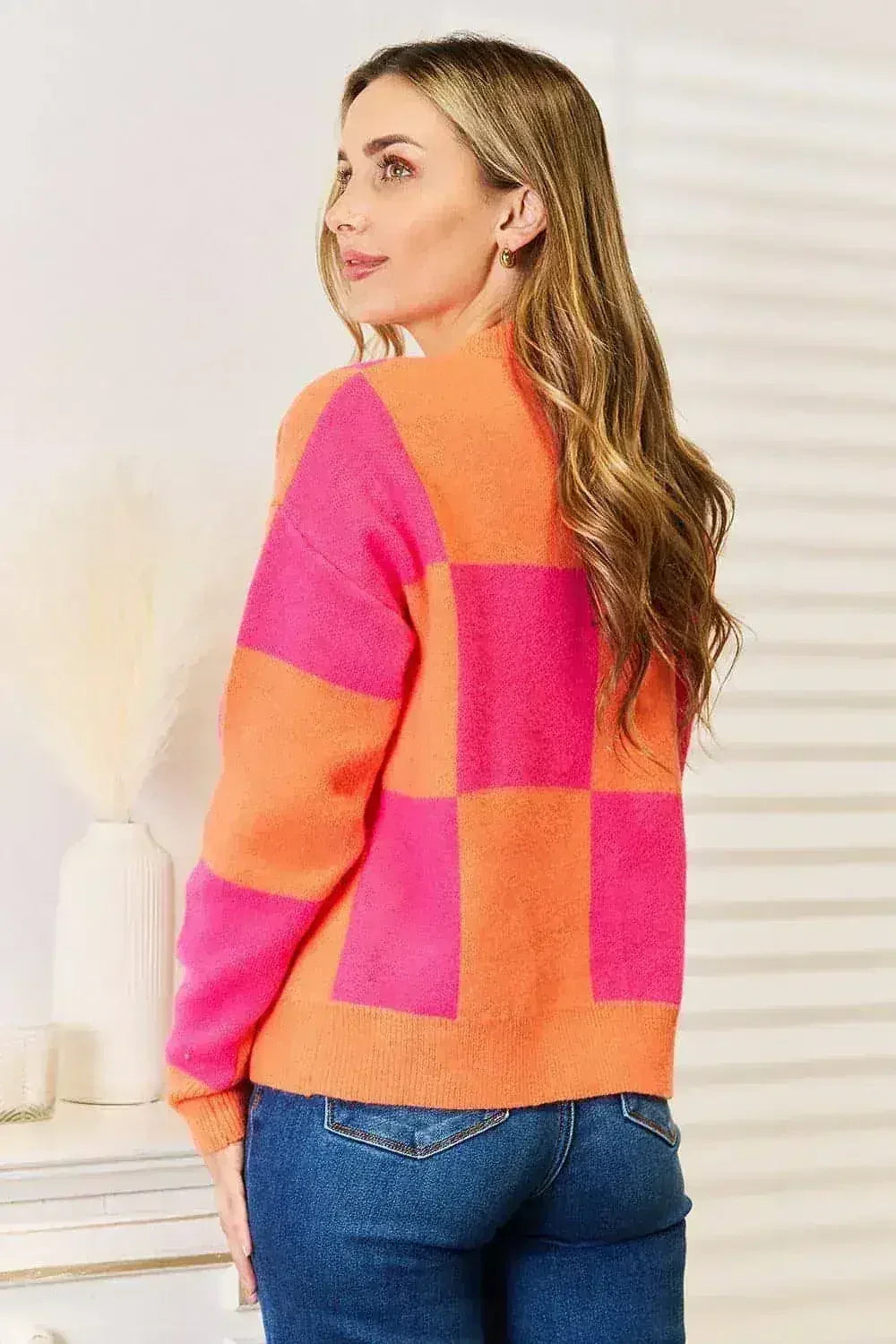 Checkered V-Neck Cardigan - Dropped Shoulder Style | Femstylo