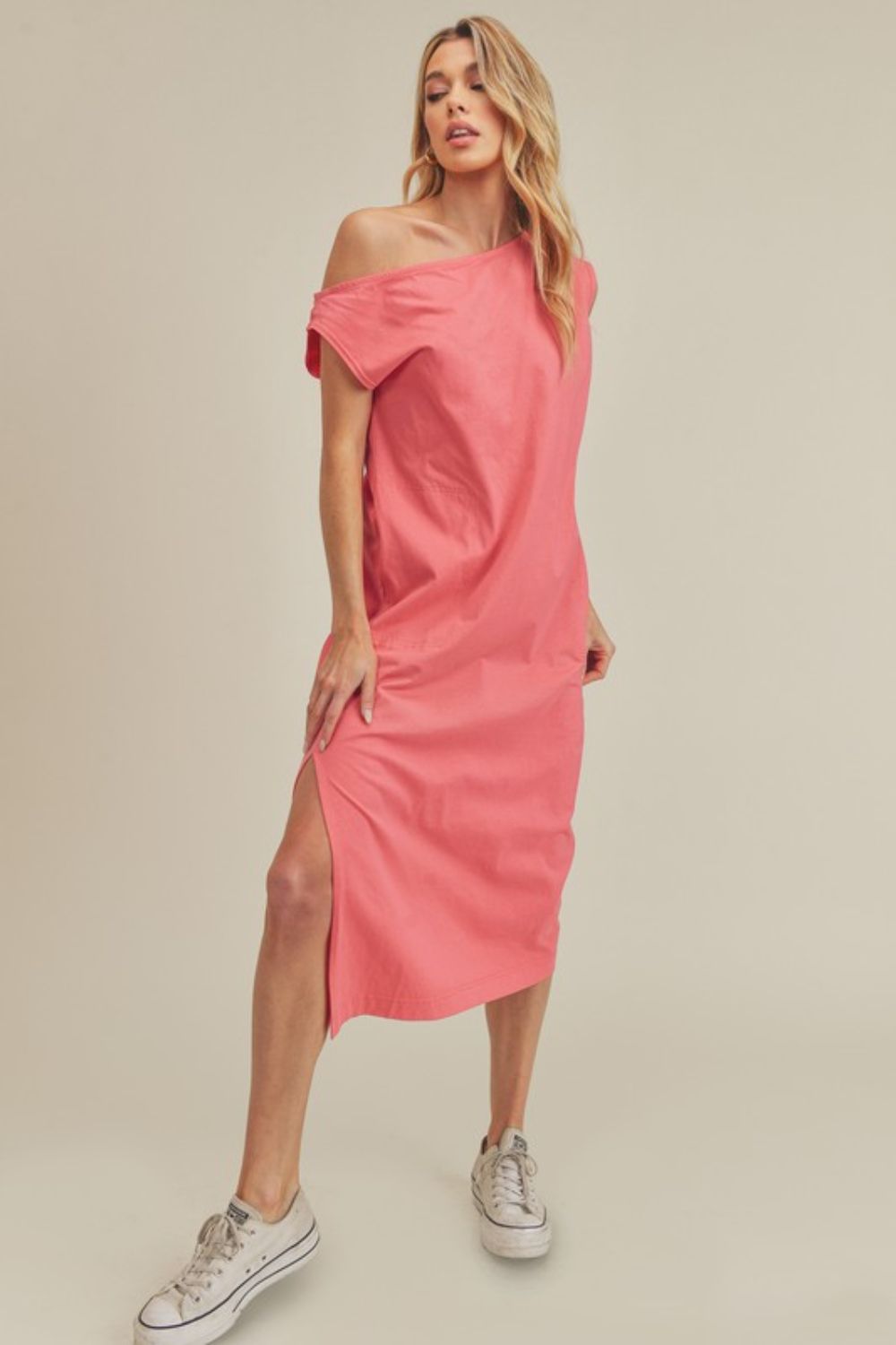 Side Slit Round Neck Sleeveless Midi Dress For Women Versatile, Chic & Comfortable for Any Occasion