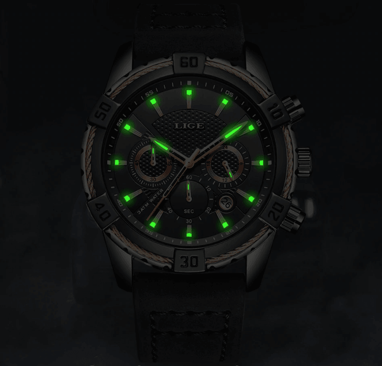 Men's Waterproof Watch With Chronometers Date Display Gold Detail Excellent Background Perfect Gift