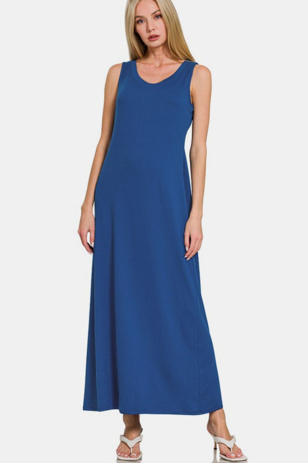 Scoop Neck Wide Strap Tank Dress – Simple, Comfortable, and Versatile Scoop Neck Design for All-Day Wear