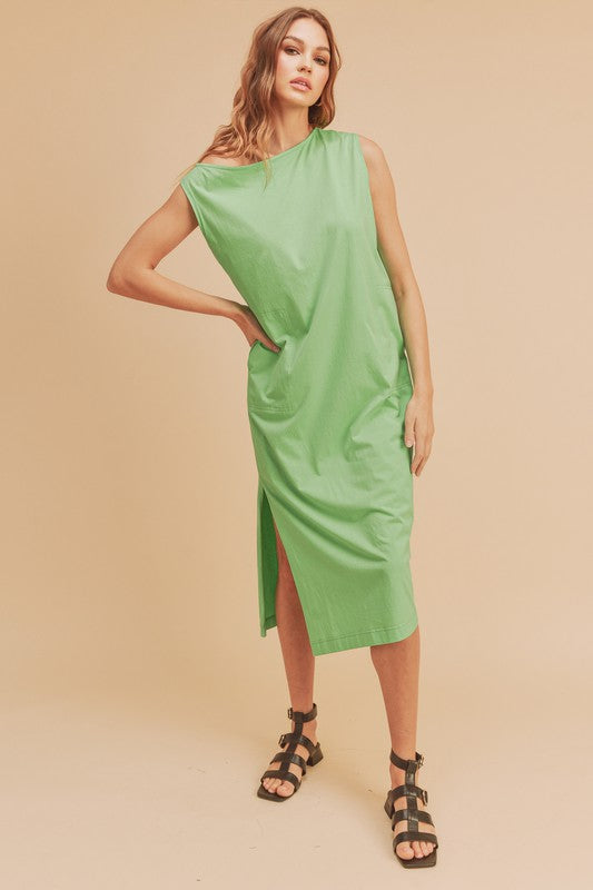 Side Slit Round Neck Sleeveless Midi Dress For Women Casual Chic with Side Slits for Modern Elegance