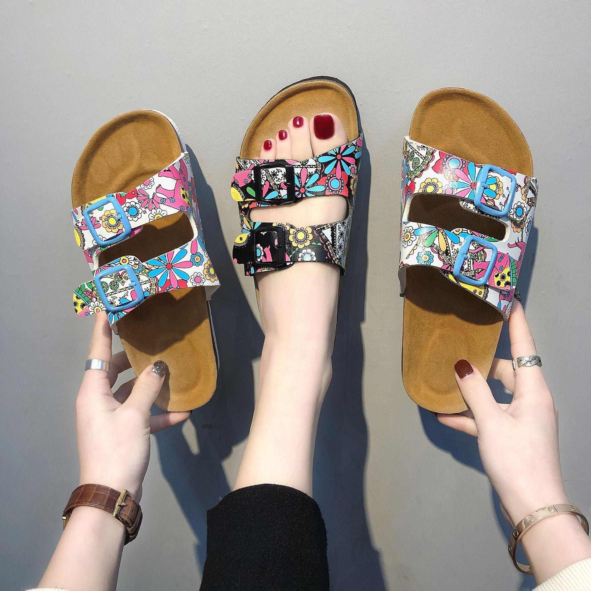 Soft Casual Slippers Women Summer Beach Slides Slippers Flip Flops Non-slip Buckle Strap Girls Indoor Outside Shoes Adjustable Double Buckle Strap Casual Comfort Footbed Slides Sandals For Indoor And Outdoor Beach