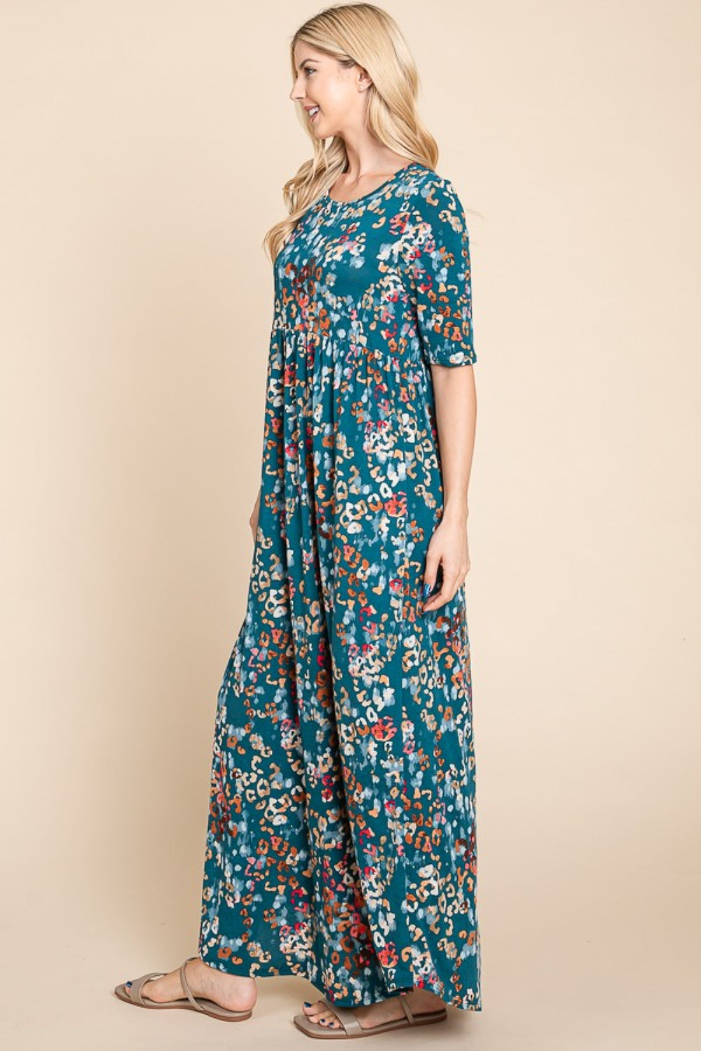 Printed Shirred Maxi Dress For Women – Flattering Shirred Maxi Dress, Comfortable Printed Maxi Dress, Chic Floral Dress, Stylish Shirred Dress, Elegant Maxi Dress, Versatile Printed Dress, Comfortable Fashion