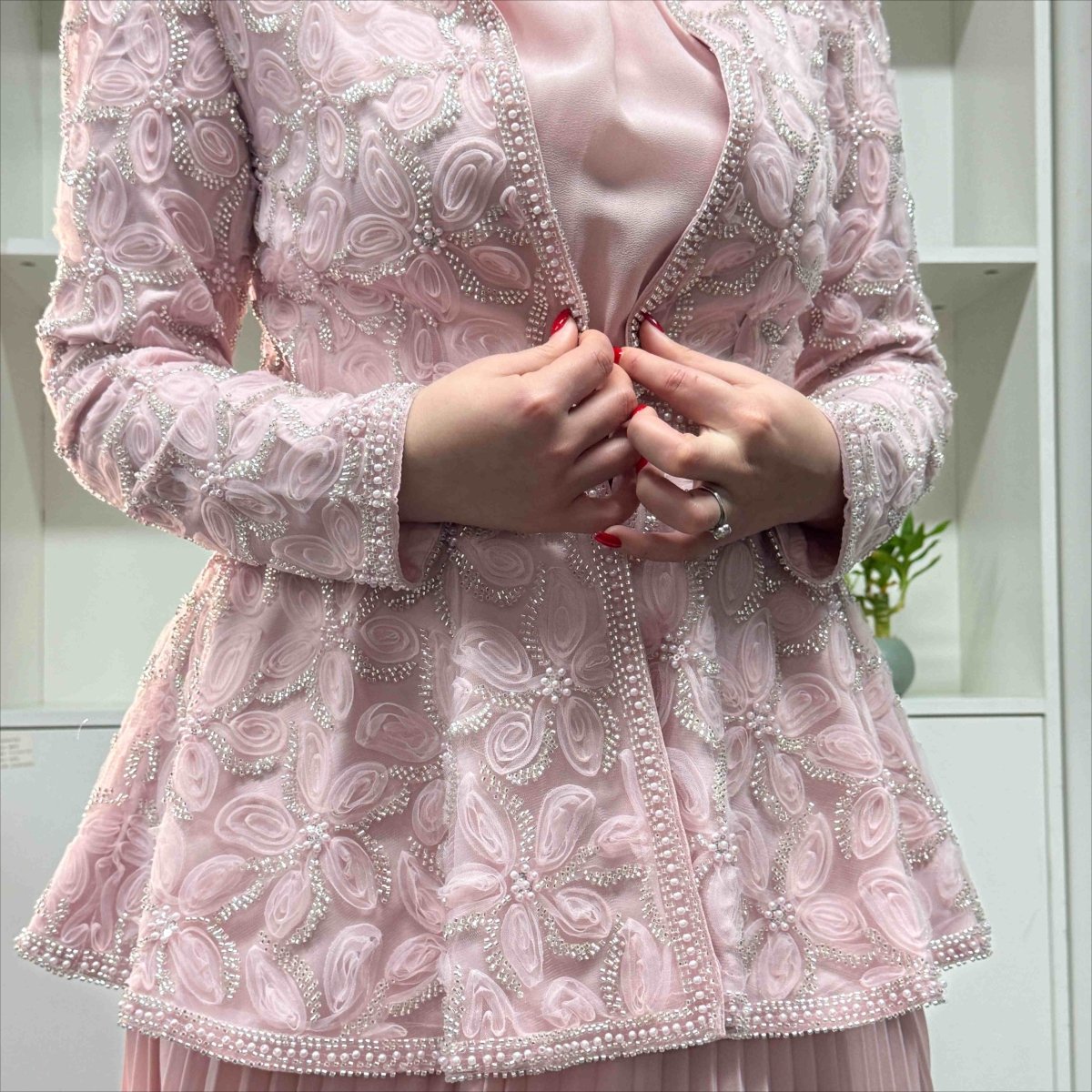 2-Piece Pearl Beaded 3D Rose Embroidered Jacket & Chiffon Pleated Maxi Dress Set(MS401)
