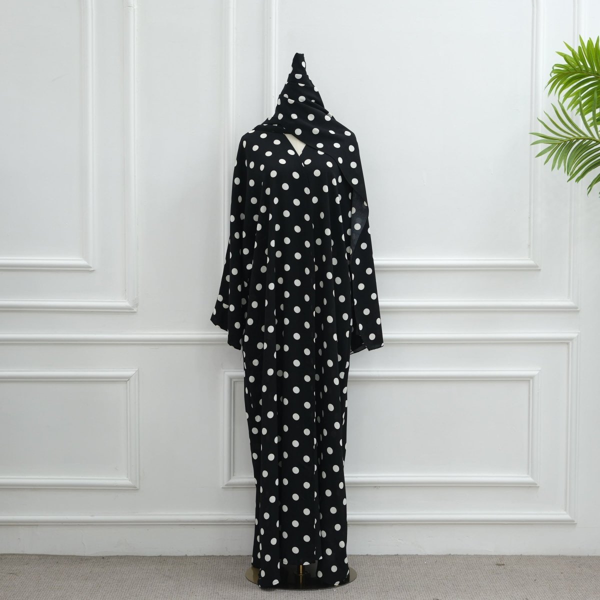 2-Piece Polka Dot Print Open Abaya Set(MOA316)