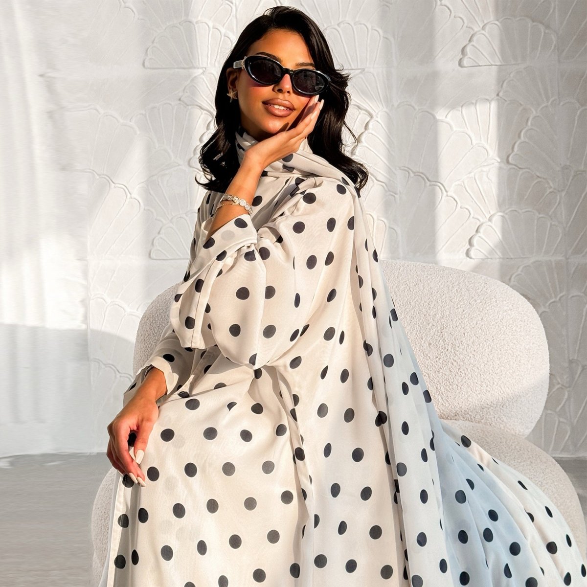 2-Piece Polka Dot Print Open Abaya Set(MOA316)