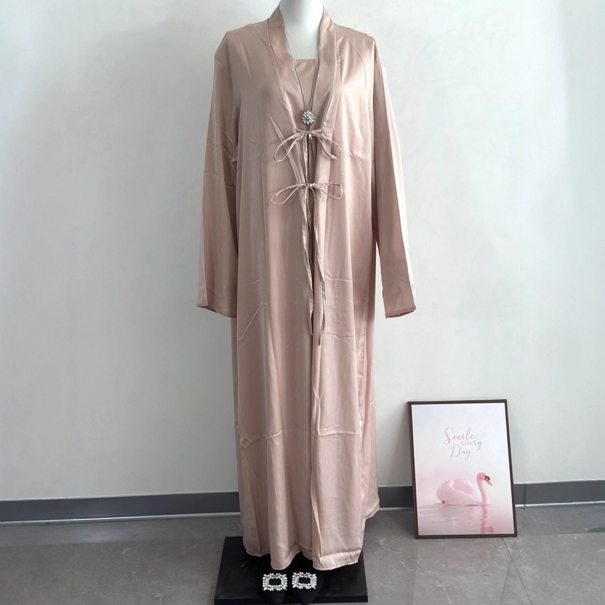 2-Piece Satin Open Abaya Set(MOA317)
