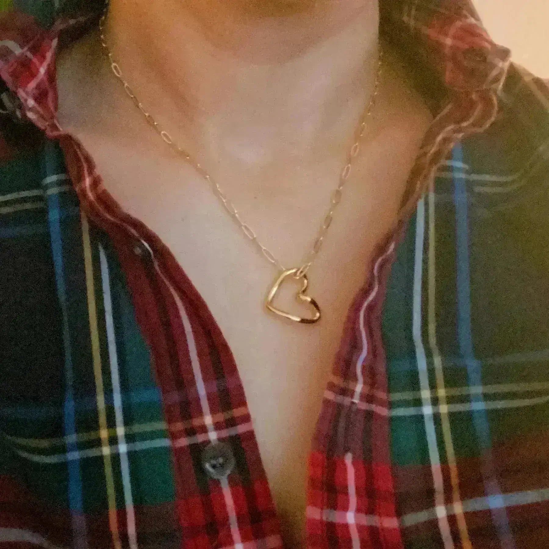 Heart And Chain Necklace - Dainty Gold Heart Pendant | Femstylo