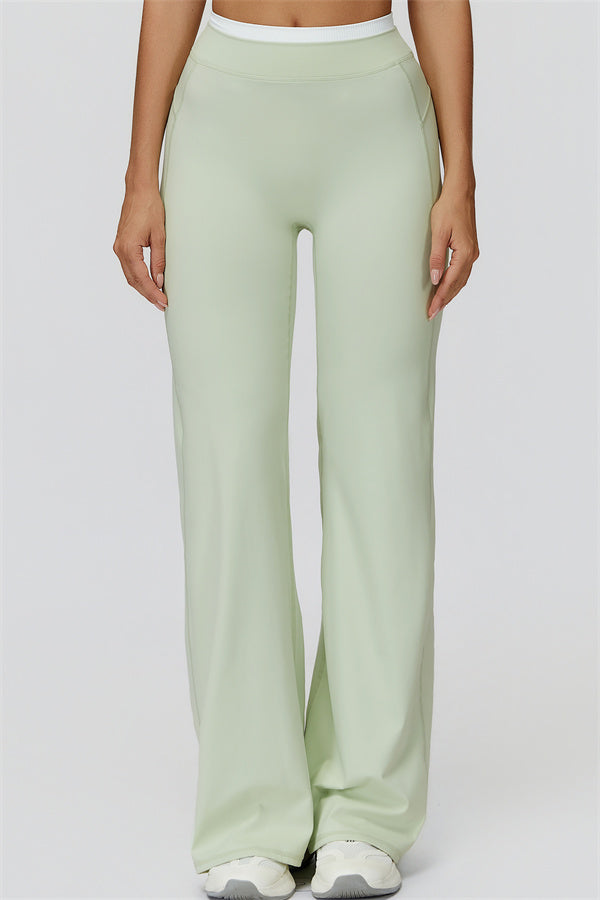 The Canyon Sports Bra Flared Leggings 2-Piece Set
