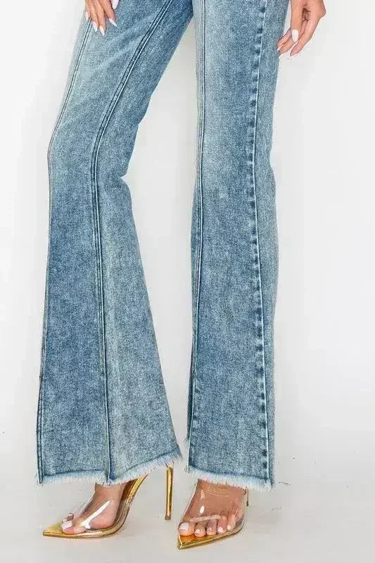 HIGH RISE SUPER STRETCH FLARE W/SEAMED FRONT JEANS
