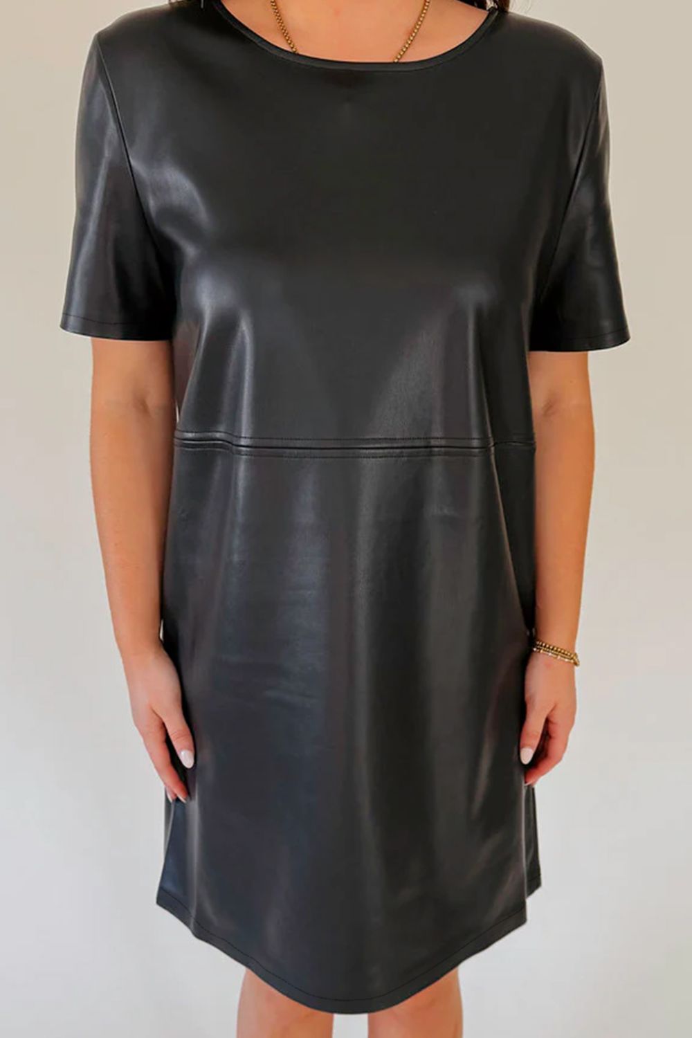 Black Round Neck Short Sleeve Mini Dress Basic Style Dress For Women Simple Style Dress