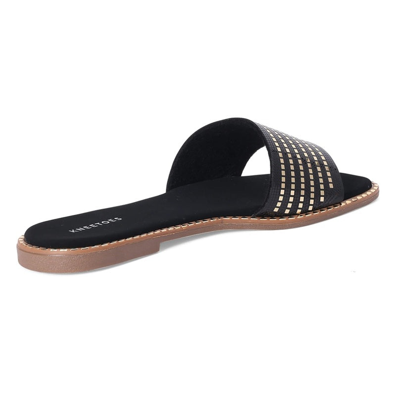 Lunelle – Black Slip-Ons