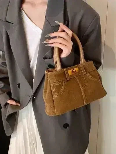 Stylish Suede Handbag – Adjustable Strap & Dual-Use Design