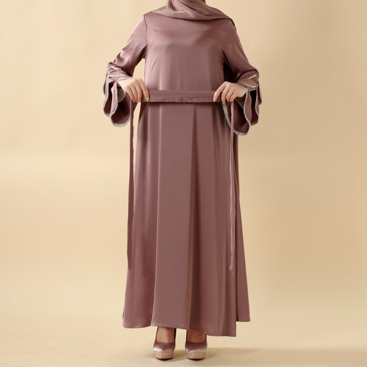3-Layer Diamond Ruffle Sleeve Abaya With Pockets (MA040)