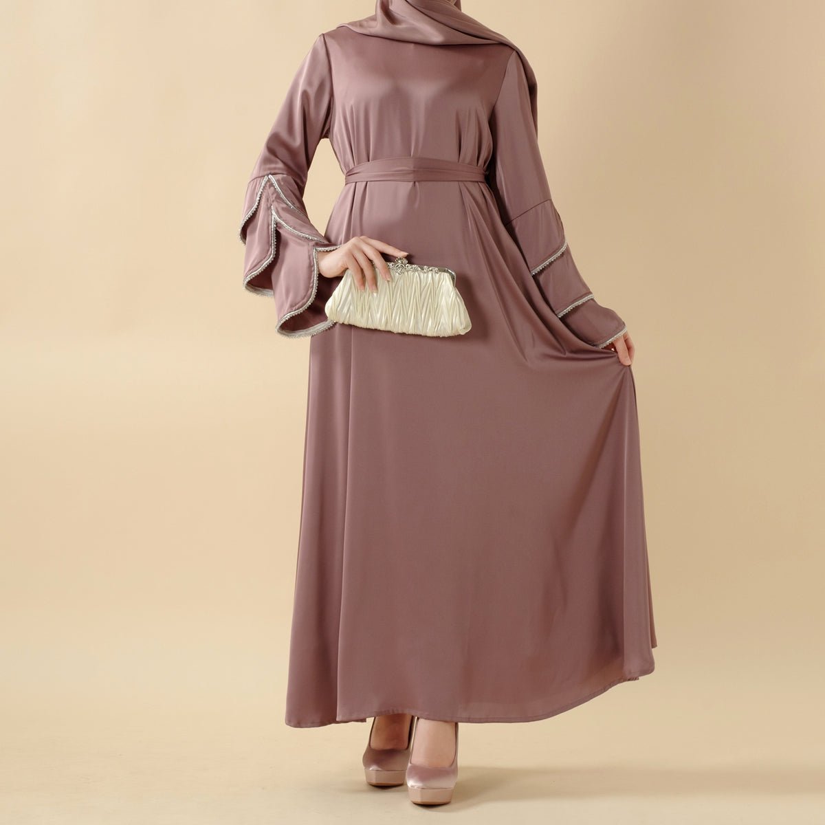 3-Layer Diamond Ruffle Sleeve Abaya With Pockets (MA040)