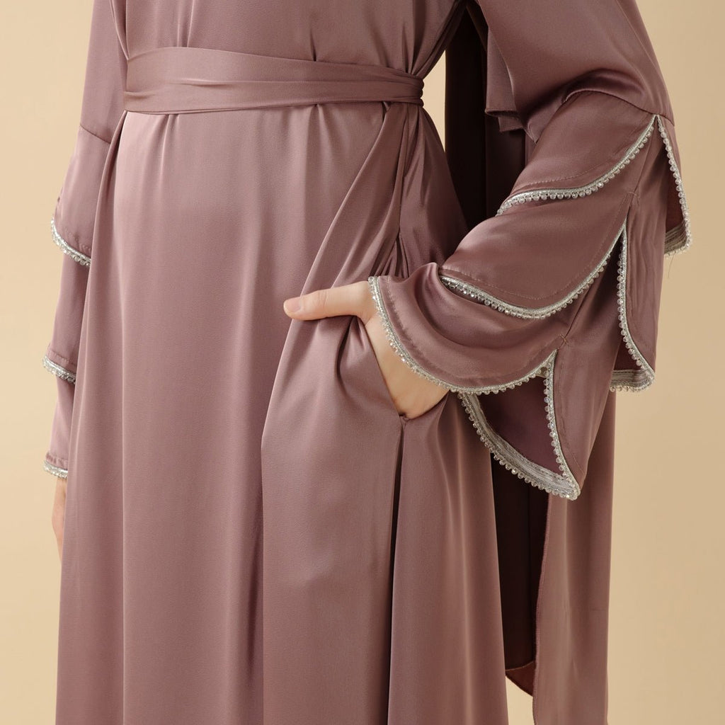 3-Layer Diamond Ruffle Sleeve Abaya With Pockets (MA040)