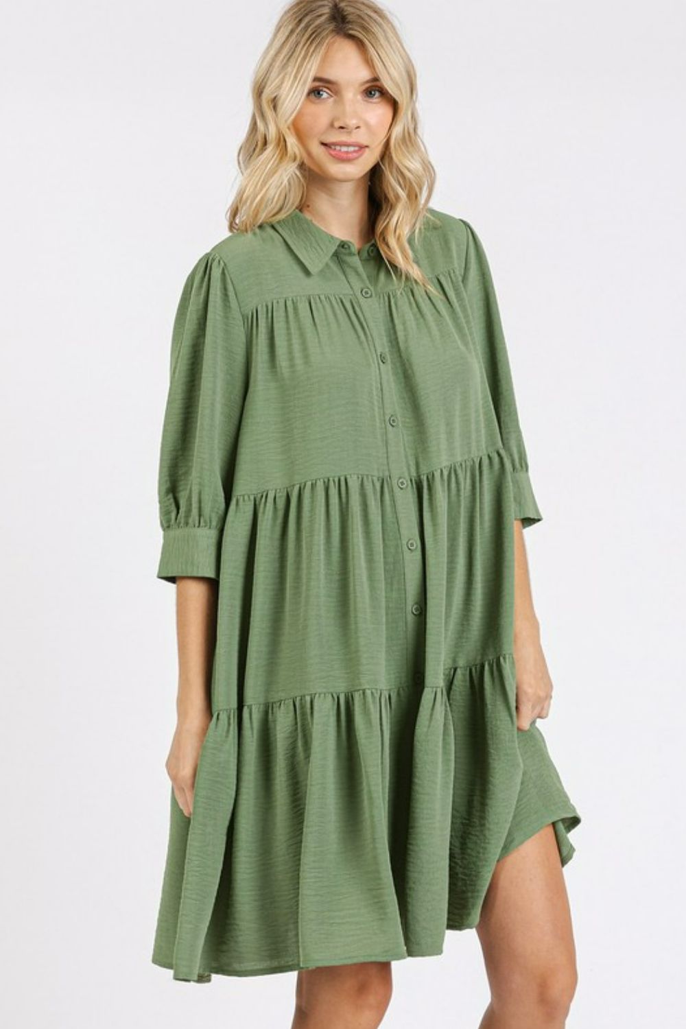 Button Detail Collared Neck Tiered Shirt Dress – Elegant Buttoned Shirt Dress with Tiered Design and Classic Collar
