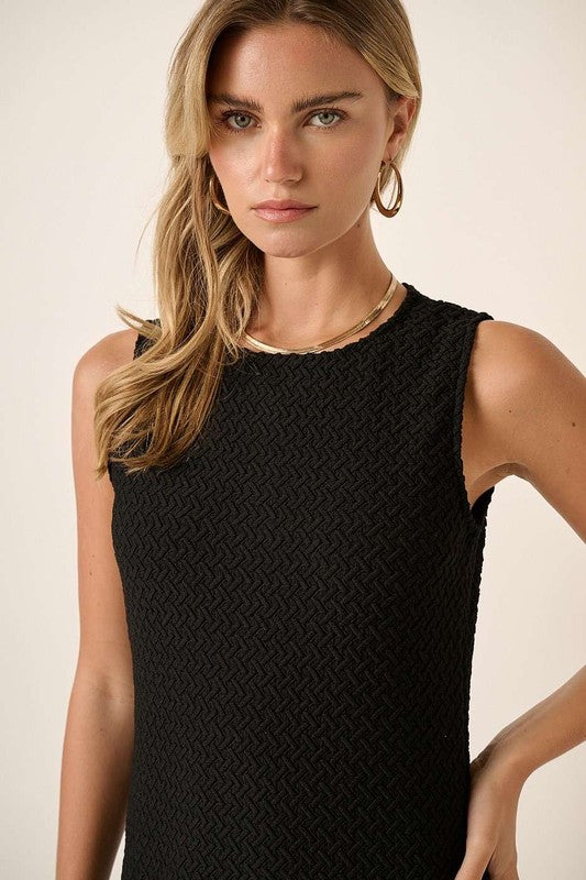 Side Slit Round Neck Sleeveless Dress – Elegant and Versatile Sleeveless Dress with Sophisticated Side Slit Detail For Any Occasion