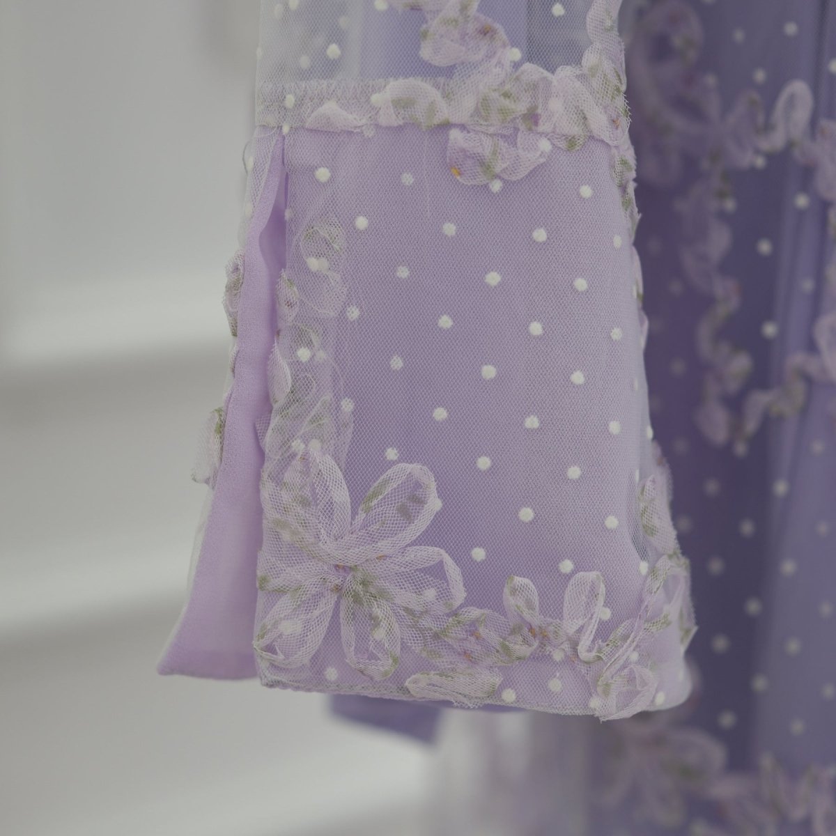 3D Floral Mesh Open Abaya (MOA288)