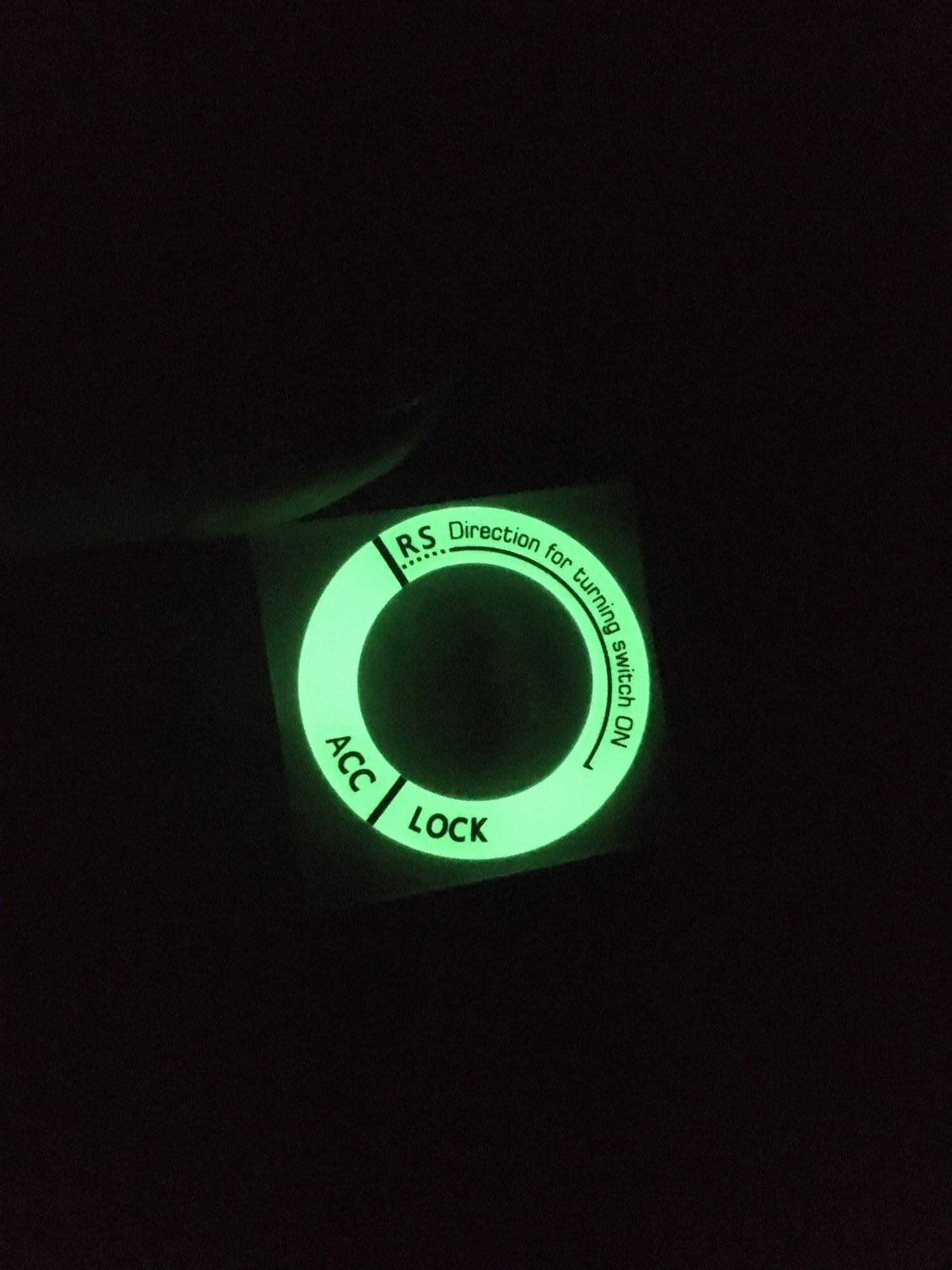 3D Key Ring Sticker Engine Start Push Button Switch Ring Cover Trim Luminous Ignition Switch Cover Car Styling Circle Light Decoration for Auto Motorcycle Universal Ignition Start Stop Button Luminous Ring Cover Trim Compatible