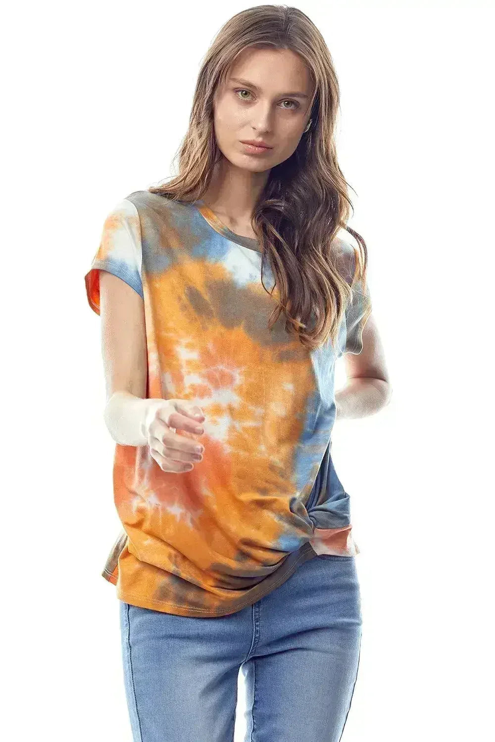 Tie-Dye Twist Front Top – Trendy Crew Neck Tee with Unique Hem | Femstylo