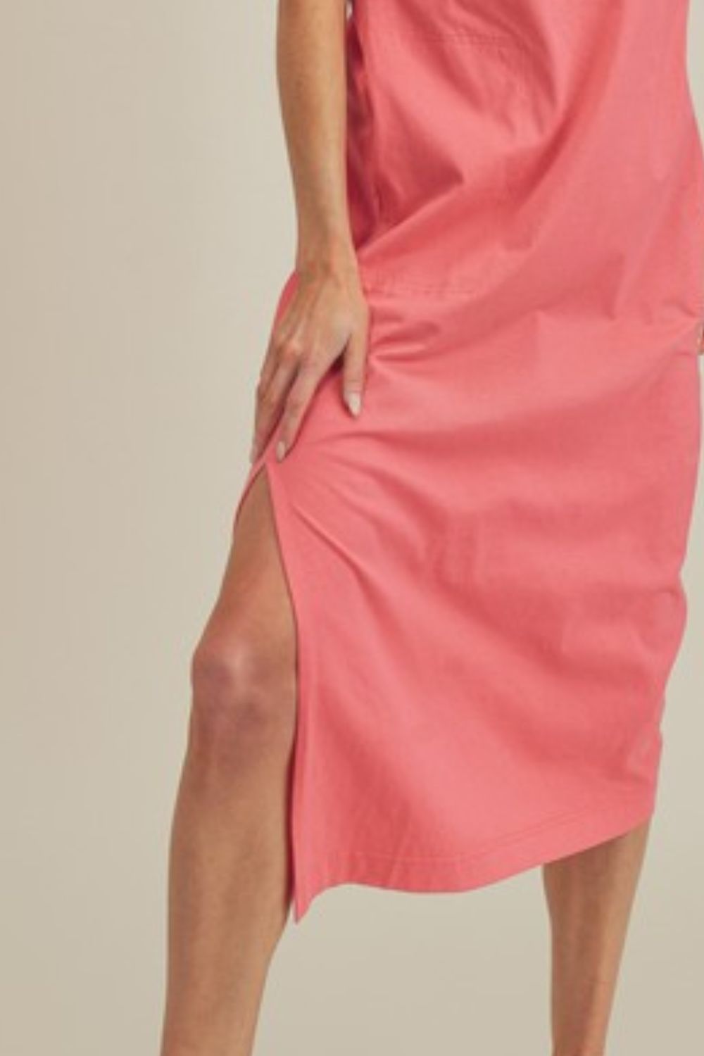 Side Slit Round Neck Sleeveless Midi Dress For Women Versatile, Chic & Comfortable for Any Occasion