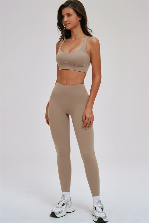 The Kinetic Cross Back Sports Bra Leggings 2-Piece Set