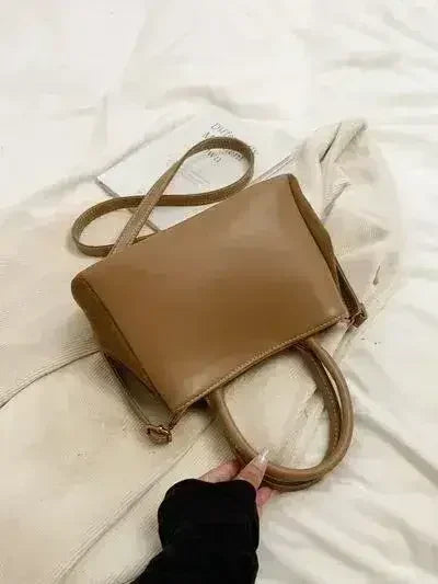 Stylish Suede Handbag – Adjustable Strap & Dual-Use Design