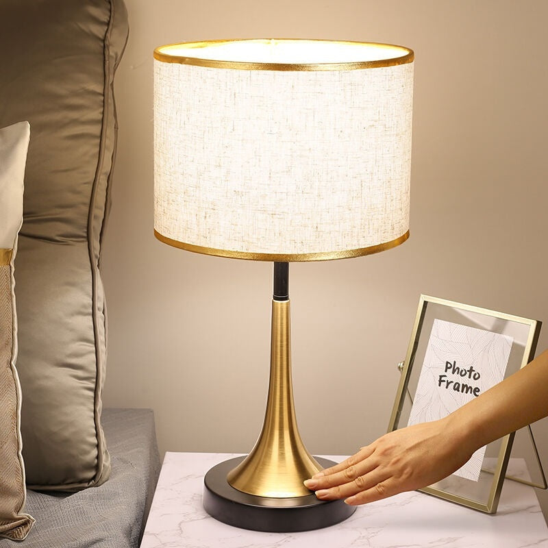 Modern Touch Sensor Dimming Luxury Living Room Simple Nordic LED Table Lamp Creative Simplicity Cloth Desk Light Indoor  Decorative Table Lamp Cute Study Lamps for Bedroom Décor
