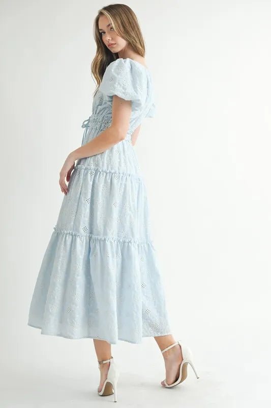Eyelet Lace Puff Sleeve V Neck Midi Dress For Women – Elegant Fluttering Eyelet Lace Midi Dress, Puff Sleeve Detail, Timeless V Neck Design, Sophisticated Summer Dress