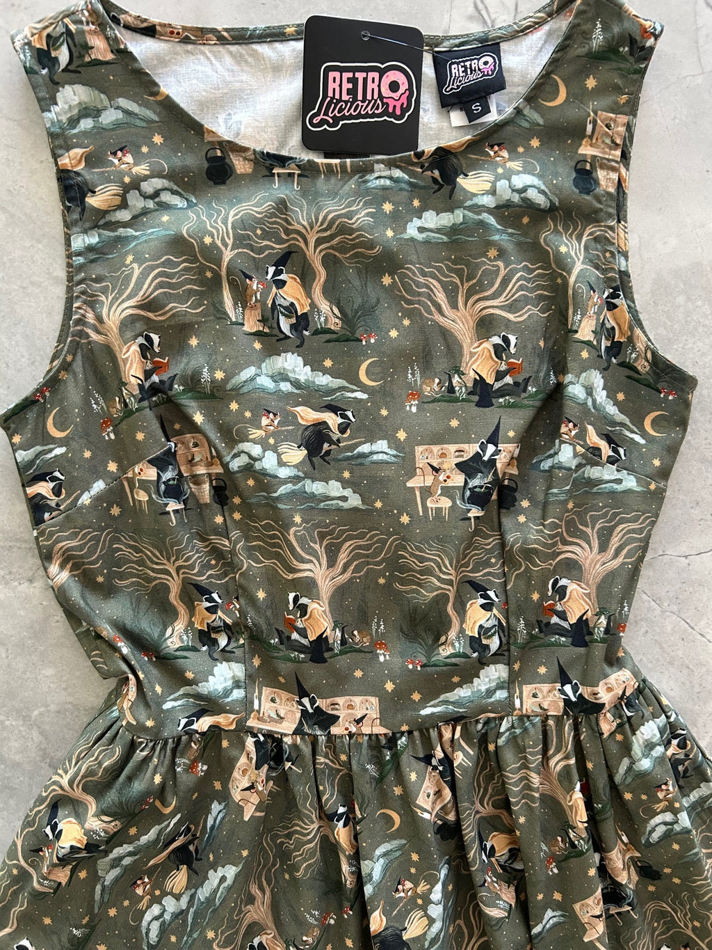 Badger & Mouse Vintage Dress - 3X only, 1 left!