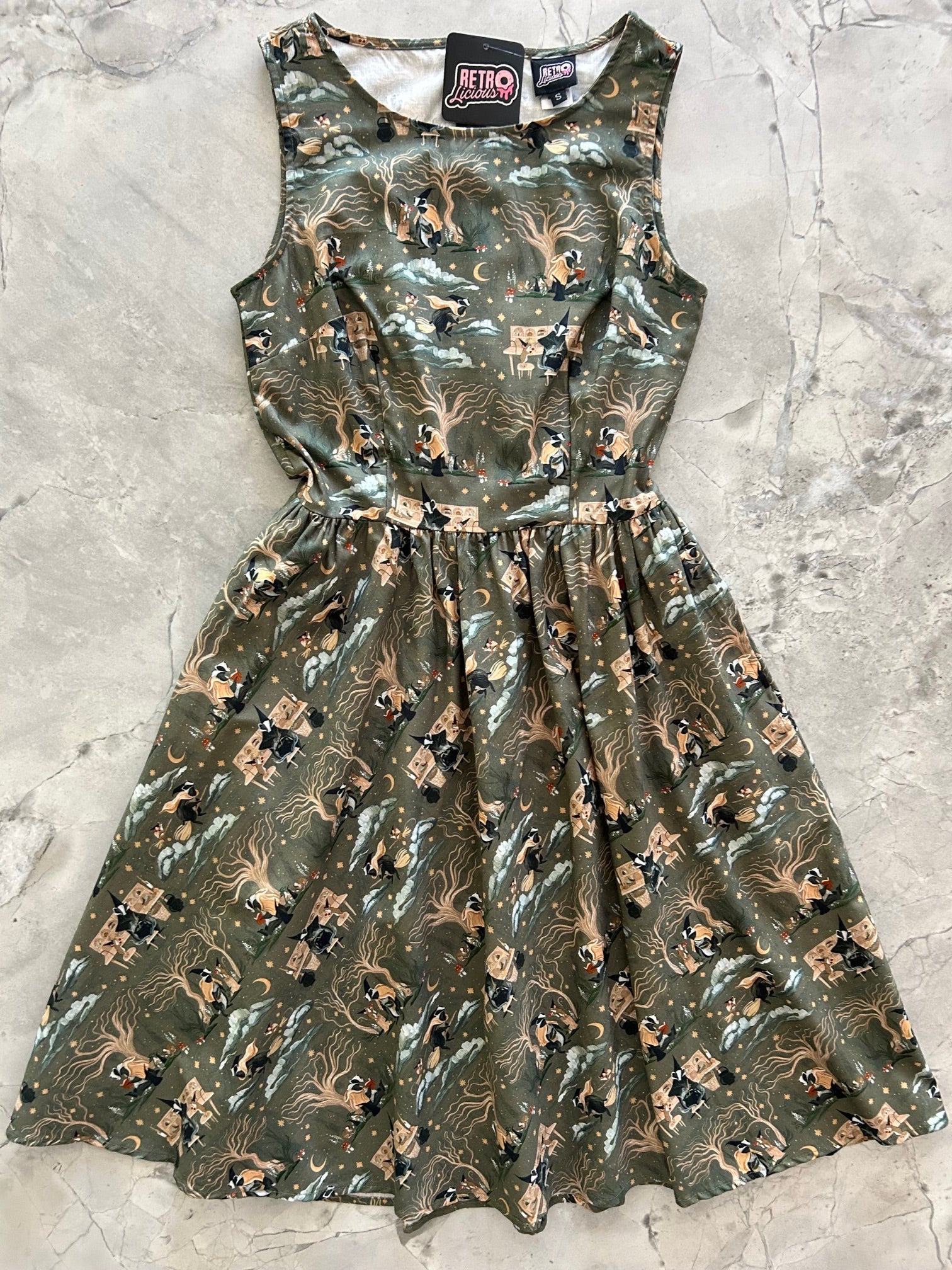 Badger & Mouse Vintage Dress - 3X only, 1 left!