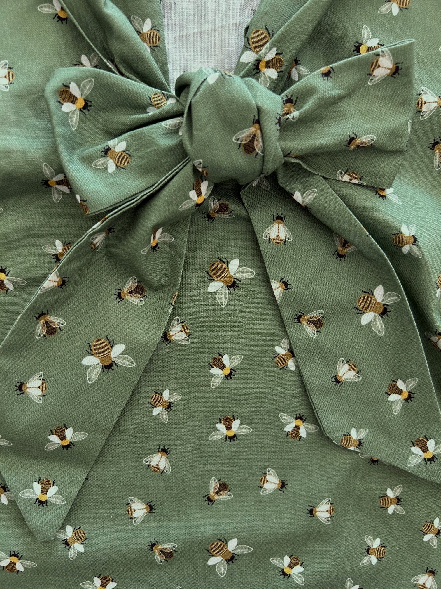 Bee Bow Top - 4X only, 1 left!