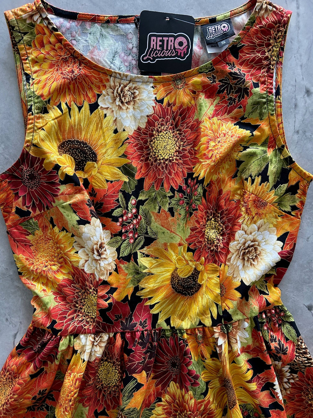 Sunflower Floral Vintage Dress - Medium only