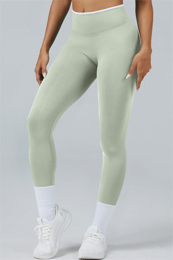 The Elevate Crop Top Leggings 2-Piece Set