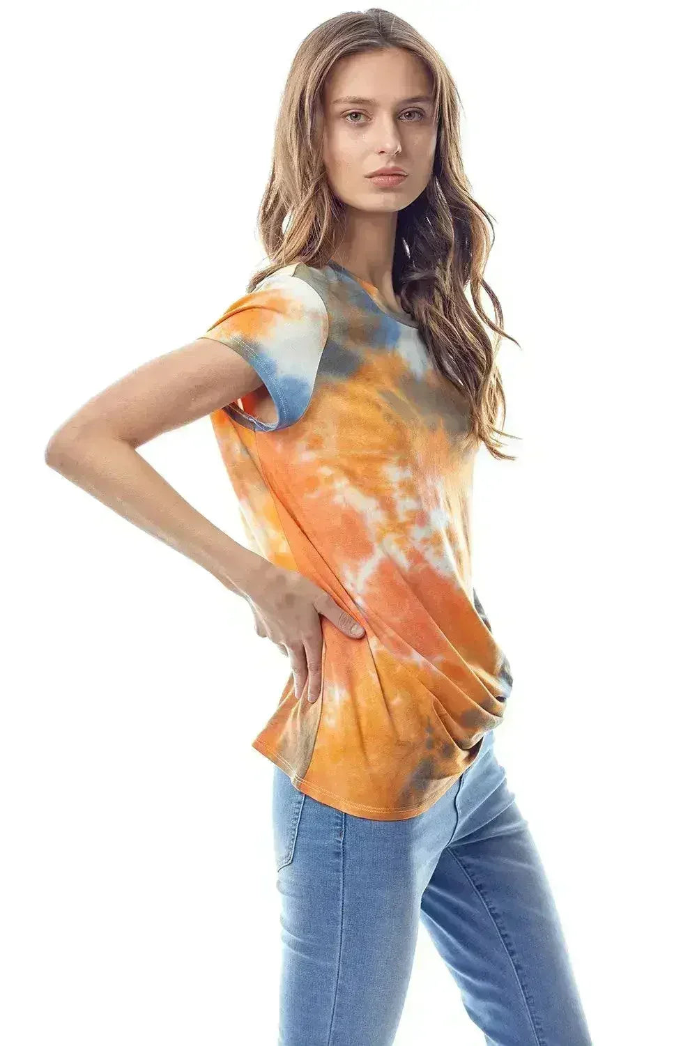 Tie-Dye Twist Front Top – Trendy Crew Neck Tee with Unique Hem | Femstylo
