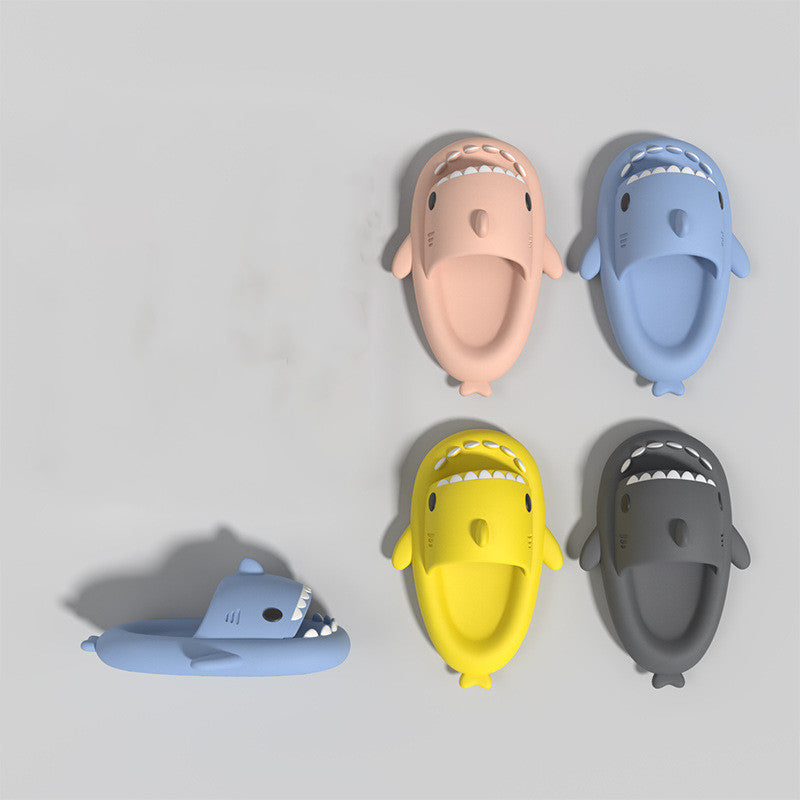 New Summer Slippers Lovely Shark Shape Slides Outdoor Women Shoes Kids Children Flip Flops Lightweight Open Toe Beach Pool Slides Sandals Shark Shower Slipper Toddler Non-Slip Summer Slippers Water Shoes