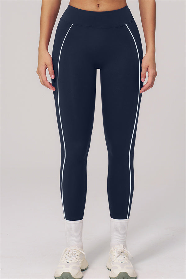 The Clarity Contour Line Sports Bra Leggings 2-Piece Set