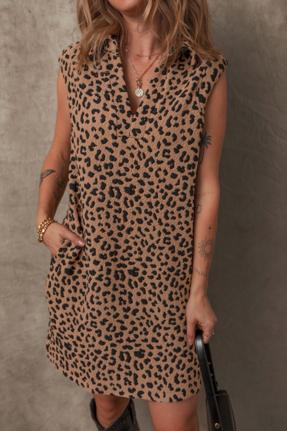 Luxury Summer Leopard Sleeveless Mini Dress Chic & Stylish Print Elegant Dress For Women